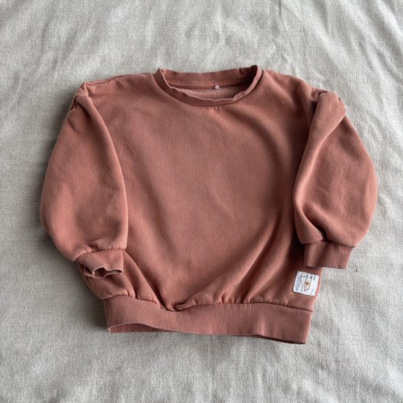 Egyszínű bő fazonú pulcsi (104)