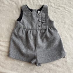 Gyapjúkevert gombos romper (74)