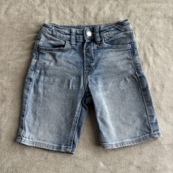 Világos farmer rövidnadrág (110)