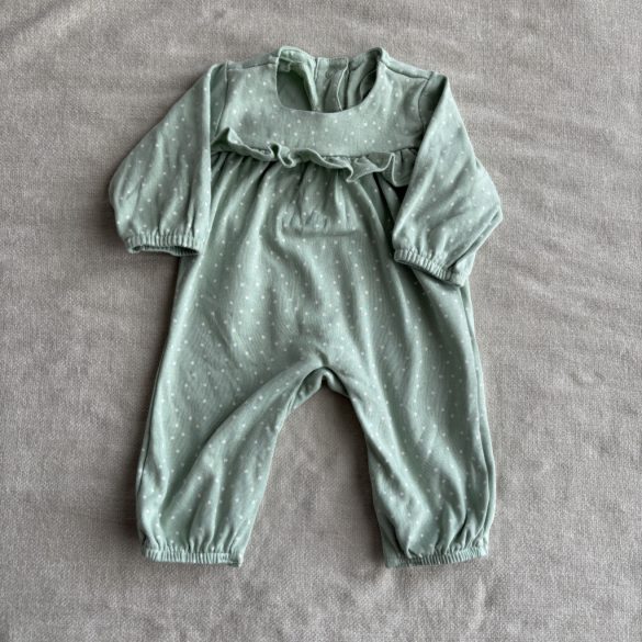 Pöttyös kezeslábas (56)