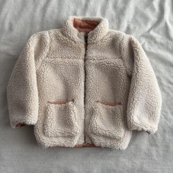 Teddys kabát (98)