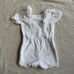 Gyönyörű hímzett fehér nyári overál (86)