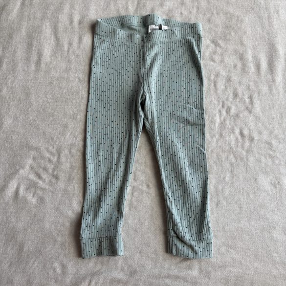 Pöttyös bordázott leggings (98)