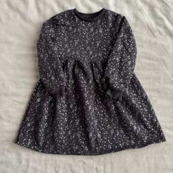 Csillagos pulcsiruha (116)