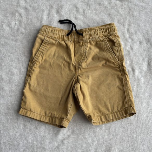 Megkötős rövidnadrág (92)