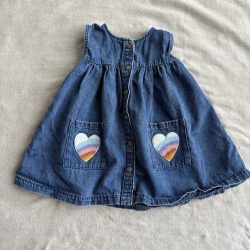 Szivecskés farmer ruha (86)