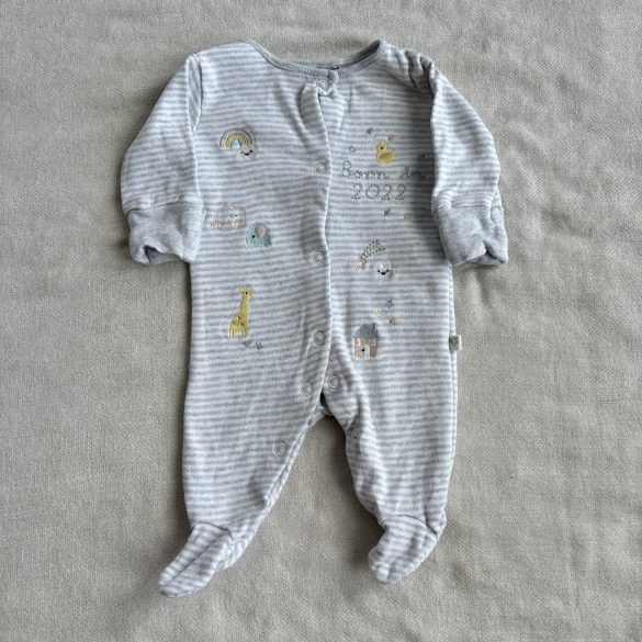 Nagyon cuki hímzett rugdalózó (50)