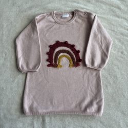 Szivárványos hosszított kötött pulóver (86)