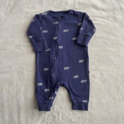 Mintás rugdalózó (62)