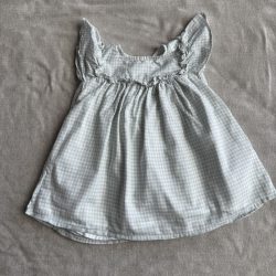 Gyönyörű kockás ruha (80)