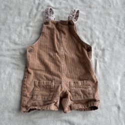 Kordbársony rövidnacis romper (80)