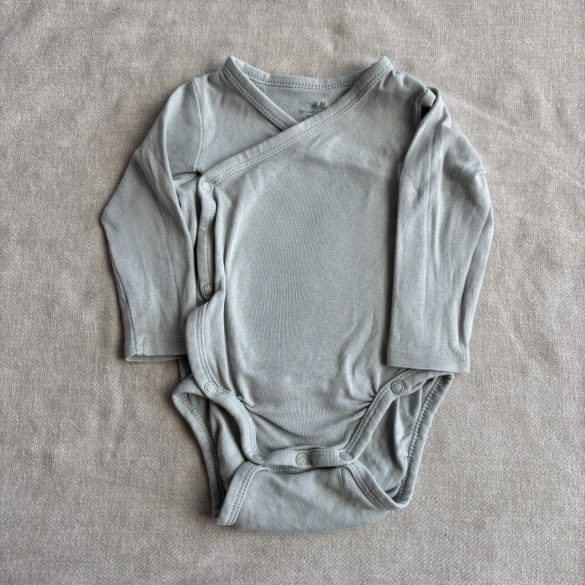 Átlapolt body (68)