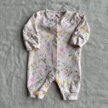 Gyönyörű virágos mini rugdalózó (50)