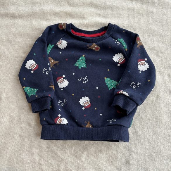Karácsonyi mintás pulcsi (80)