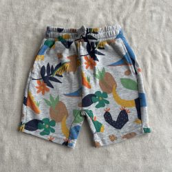 Színes mintás pamut rövidnadrág (104)