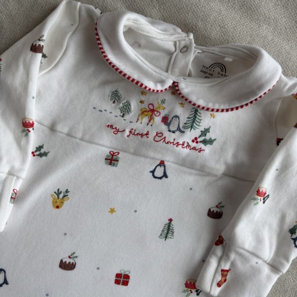 Apró mintás karácsonyi rugdalózó (68)