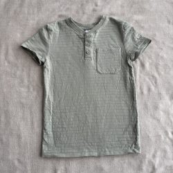 Gombos póló (122)