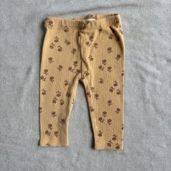 Virágos leggings (62)