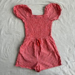 Buggyos ujjú kockás jumosuit (146)