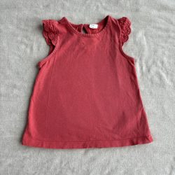 Csipkés vállú felső (80)