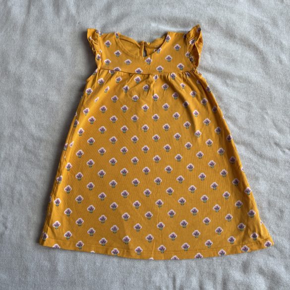 Gyönyörű mintás ruha (92)