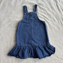 Szivecske zsebes farmer ruha (122)