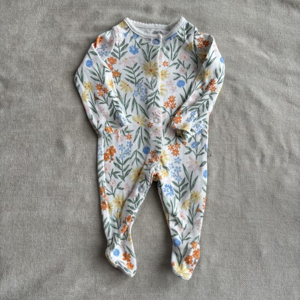 Színes mintás rugdalózó (50)