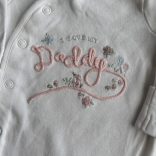 Hímzett rugdalózó (50)