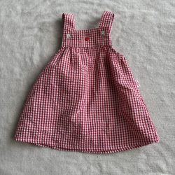 Apró kockás krepp ruha (68)