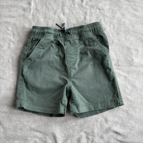 Megkötős rövidnadrág (104)