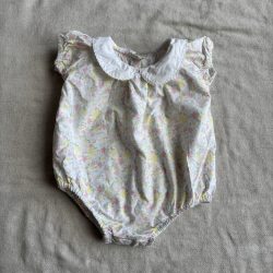 Virágos csinos body (62)