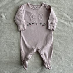 Nyuszis rugdalózó (56)