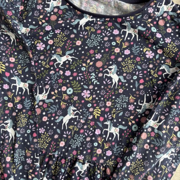 Unikornisos ruha (156)