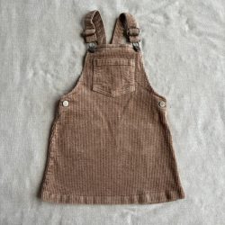 Kantáros kordbársony ruha (104)